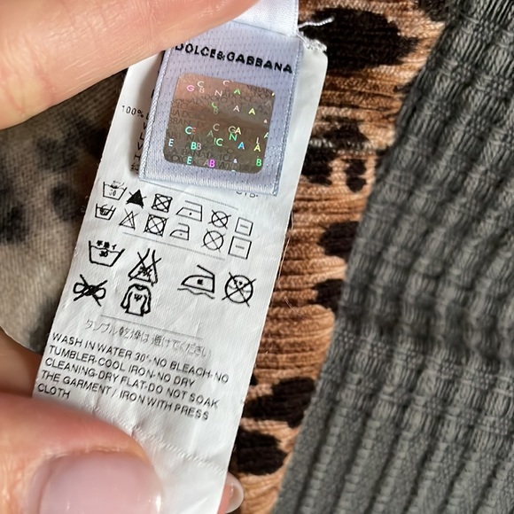 Dolce & Gabbana dress 100% virgin wool, brand new with tag dress !!!  Size XS - Picture 4 of 10